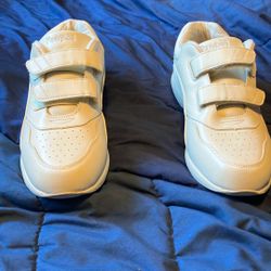 Propét Off White Male / Female Walking Shoes Light Damage