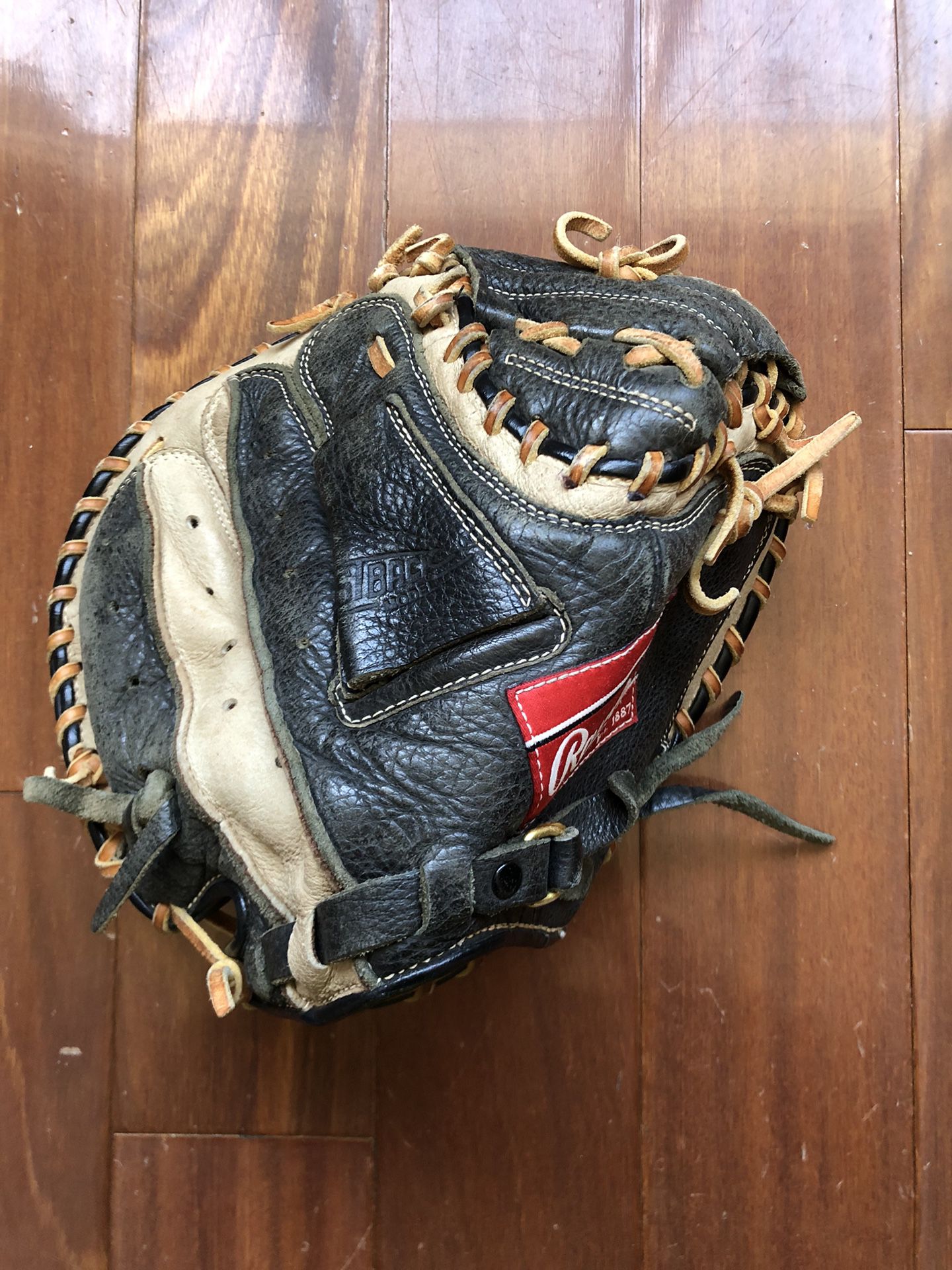 Rawlings Baseball  Catchers Mitt / Glove (Youth)