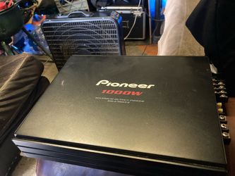 Pioneer 1000W 4 channel & boss stereo