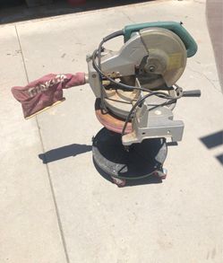 Milwaukee Miter Saw 15 AMP 10” Blade