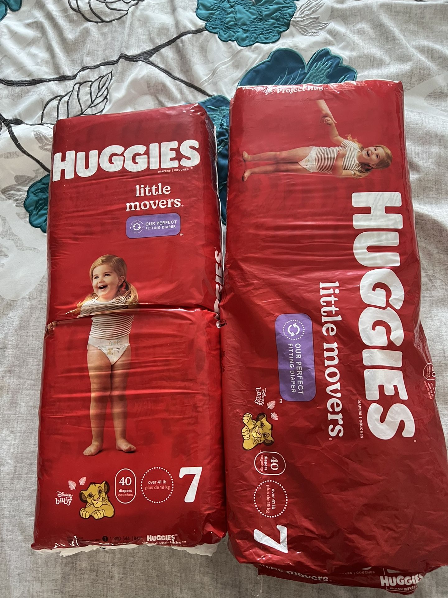 Huggies Little Movers Diapers SIZE 7
