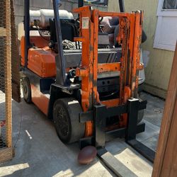 Toyota Forklift 