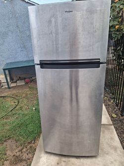 Stainless steel whirlpool Refrigerator