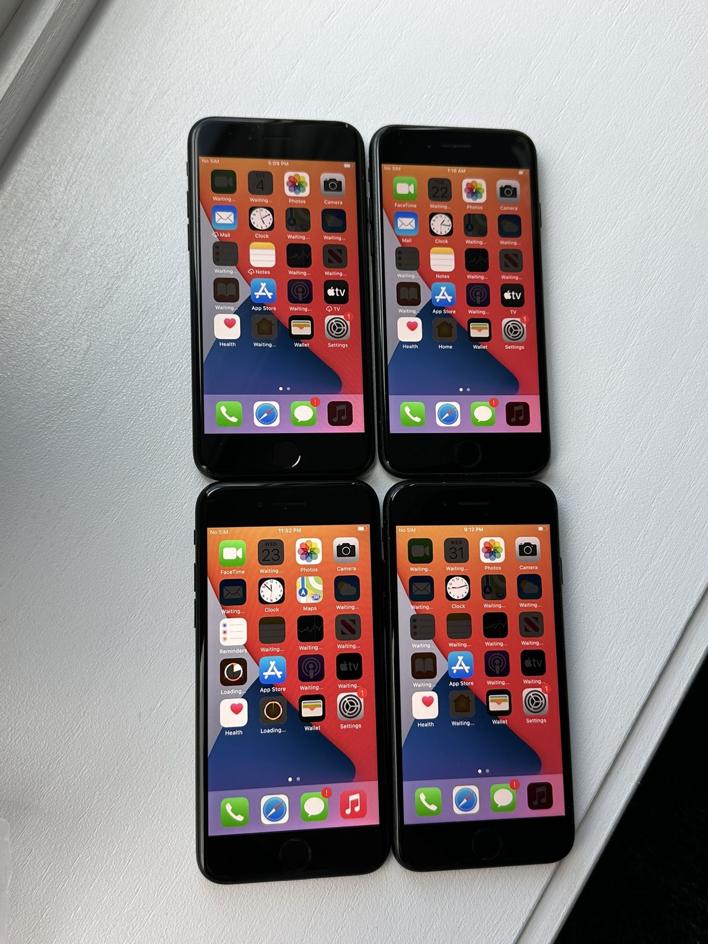 iPhone 7 32GB Black Unlocked $110ea