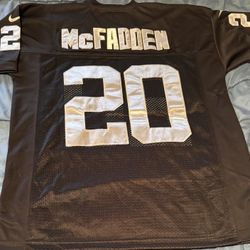Oakland Raiders #20 Darren McFadden Nike Jersey. Brand New With Tags. Men’s size: 48 (XL). All Stitched Letters and Numbers. SALE $35.00