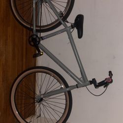 29 Inch Thuster Excellent Condition 