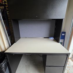 Office Desk With Lighted Hutch
