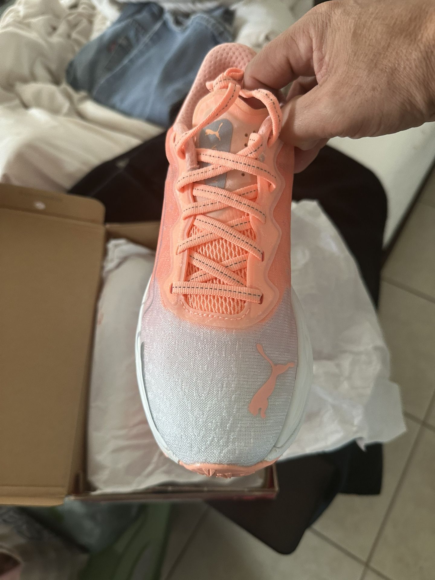 Women size 7.5 Puma Velocity Nitro 2