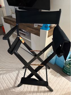 Makeup chair