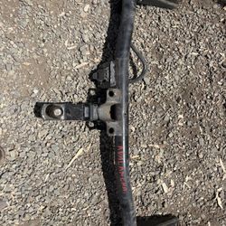 2011 Chevy Avalanche Trailer Hitch 