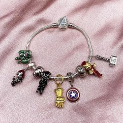 Avengers Hot Charm Bracelet 