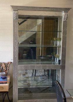 Display Cabinet with locks on both sides and key