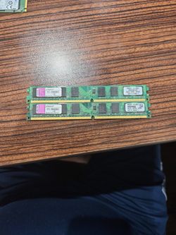 (2) 2GB RAM For Desktop PC. TOTAL 4GB