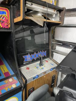 Original 1982 SEGA ZAXXON Arcade Machine – Upright – AS IS / Complete