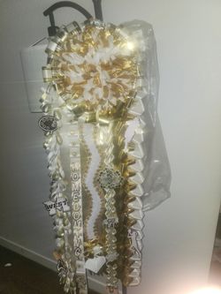 Homecoming mum