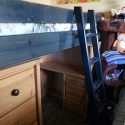 Solid Wood Bunk Bed. This bed is heavy Duty & is 20 Years Old. Great Condition Well Taken Care Of And Clean. Mattress Not Included 