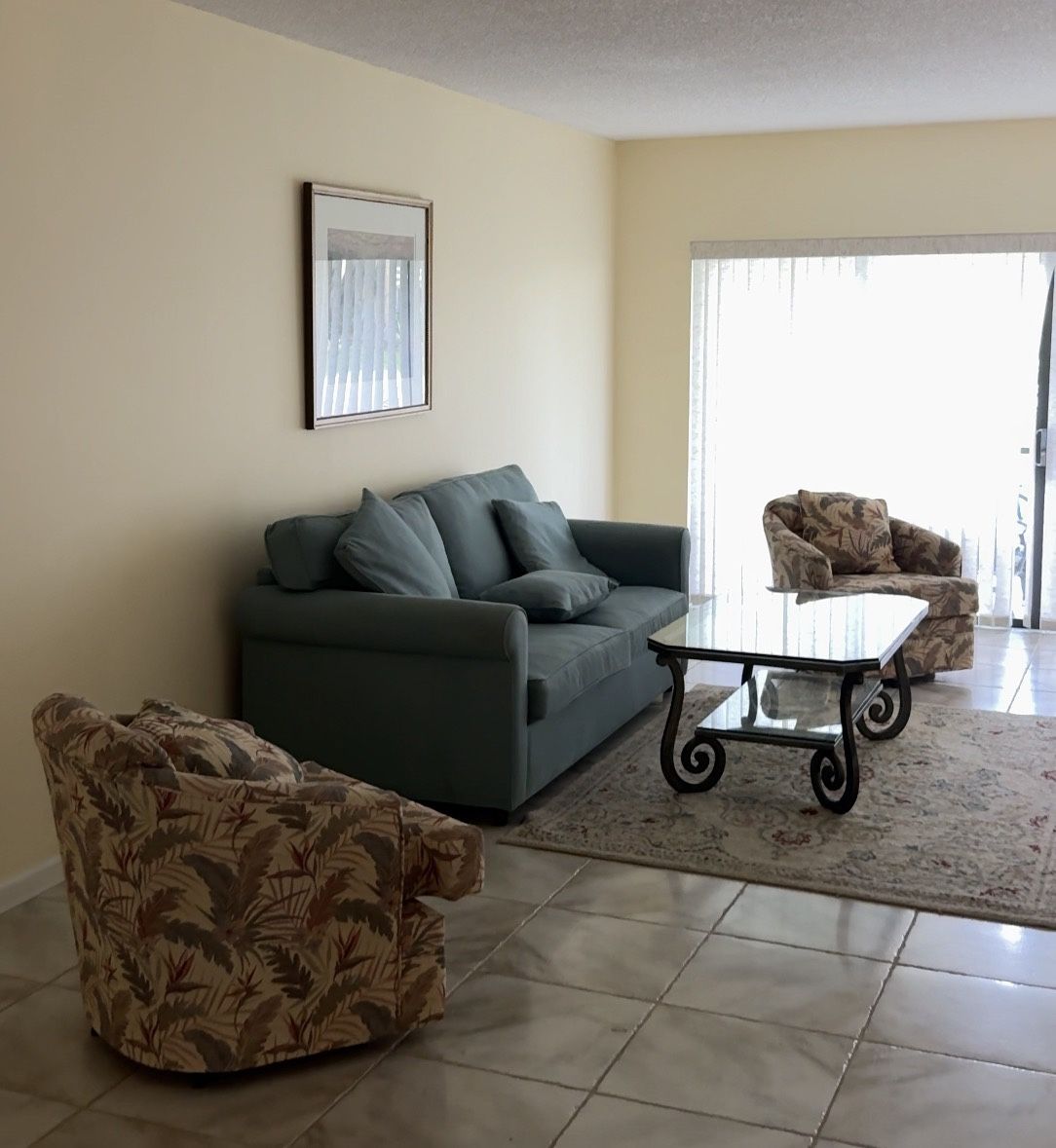 Sofa Couch, 2 Chairs, Rug And Coffee Table 