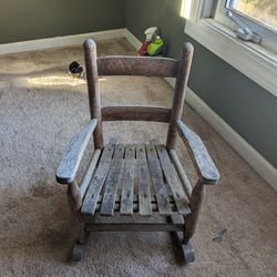 Vintage Rustic Slat Oak Shaped Wood Seat Child  Rocking Chair Ladder Back Rocker