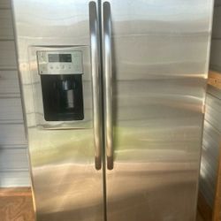 Stainless Steel French Door Refrigerator 