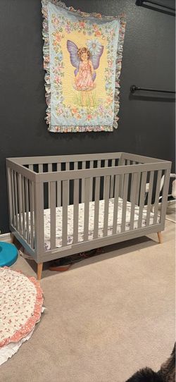 Gray Wood Baby Crib with Natural Legs