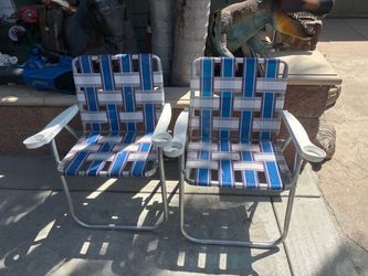 Vintage Folding Lawn Chairs Set of 2