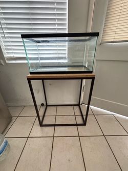 15 Gallon Glass Aquarium Tank with Metal Stand Air filters and Tank supplies