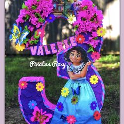 Encanto Piñata 🌸🍃🌸🦋🌸🎉🌸🎈pinata 