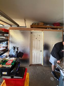 Insulated walls with electric hook ups