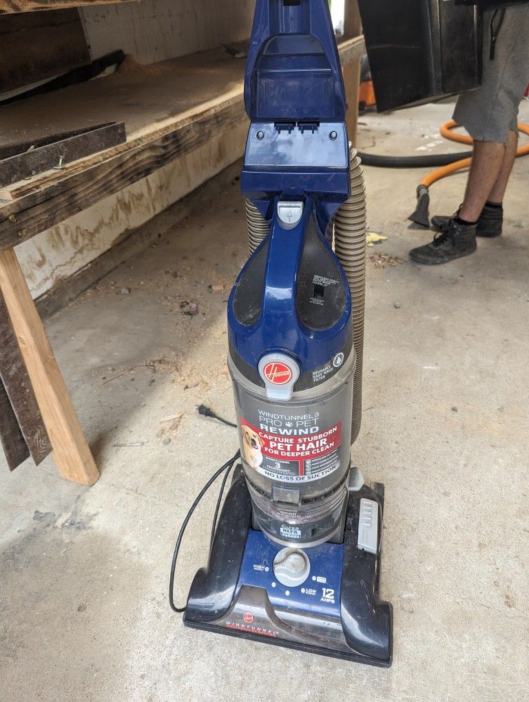 Hoover Windtunnel Pro Pet Vacuum