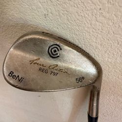 Cleveland Tour Action REG 797 56° Sand Wedge Golf Club