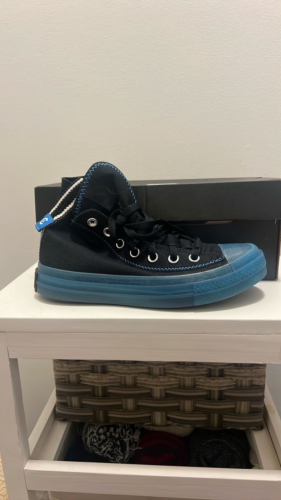 Converse Black And Blue Sneakers 