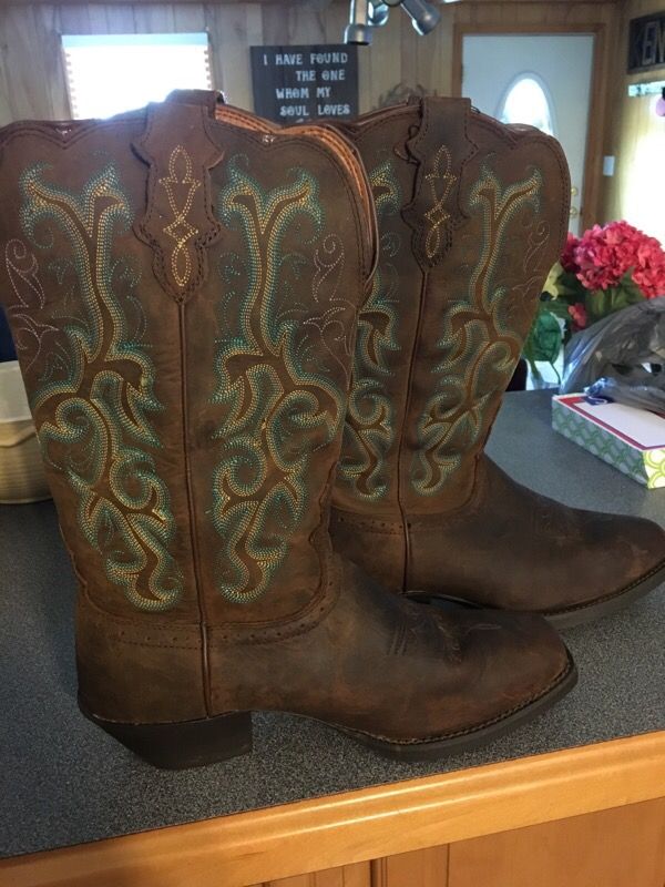 Women's Justin Western Boots
