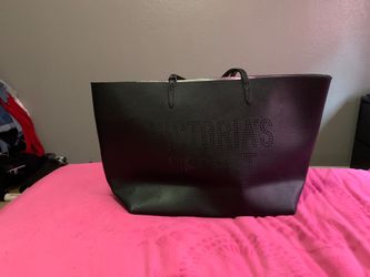 Victoria’s Secret tote bag