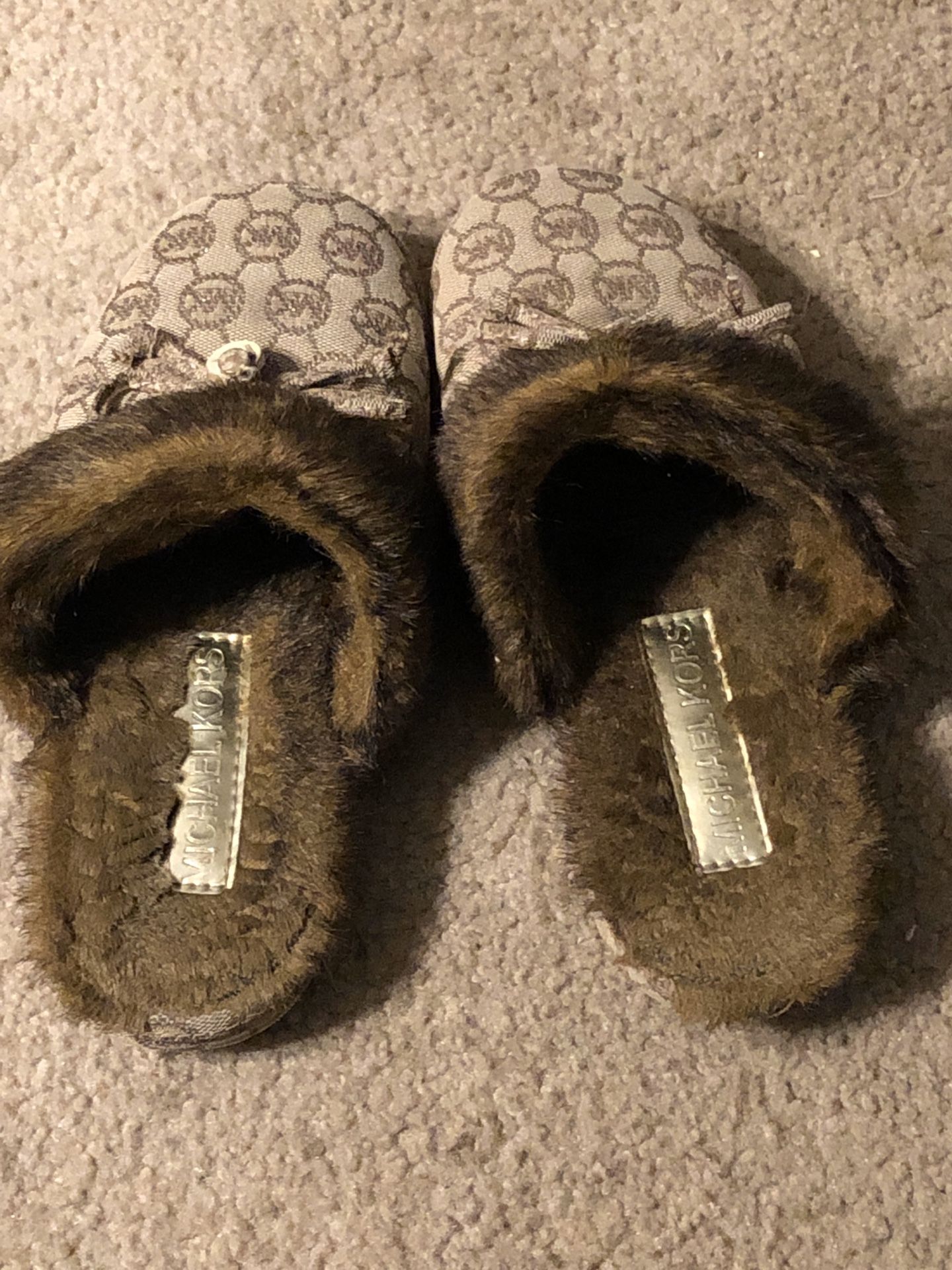 Michael Kors slippers