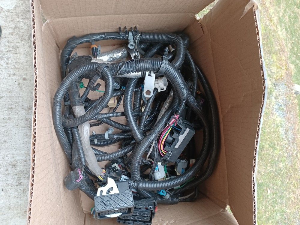 10-15 Camaro Ss Harness New