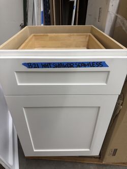 Base cabinet 21" w x 24" d x 34.5" h
