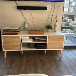 Media Console
