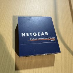 Netgear ProSafe 5 Port Gigabit Switch Model GS105