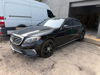 Mercedes-Benz S550