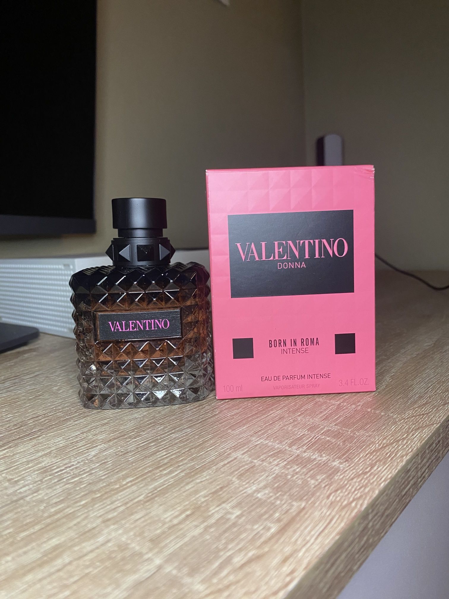 Valentino Donna