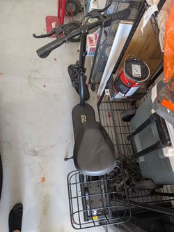 GOTRAX Flex Seated Electric Scooter — Crash-Damaged, For Parts/Repair