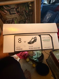 Size 8 Rose Gold NY Transit Shoes