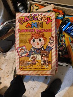 1975 Raggedy Ann Surprise Package Unused 