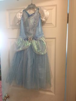 Cinderella costume size 4-6
