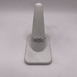 14kt Gold Engagement Style Band w/ Stones