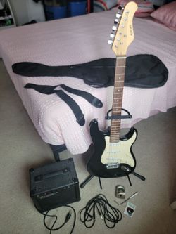 Excel Electric Guitar Bundle - Whammy Bar Strap Amp Gig Bag Stand Picks Tuner