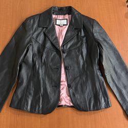 Vtg Early 2000s Wilson’s Leather Maxima Fit and Flair Leather Jacket, Size M