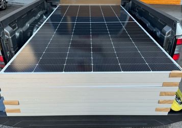 Brand New BYD 580W High-Efficiency Monocrystalline Solar Panel – Model BYD580NLBK-36  💲Bulk Discount Available – Buy 10 or More and Save! Price is pe