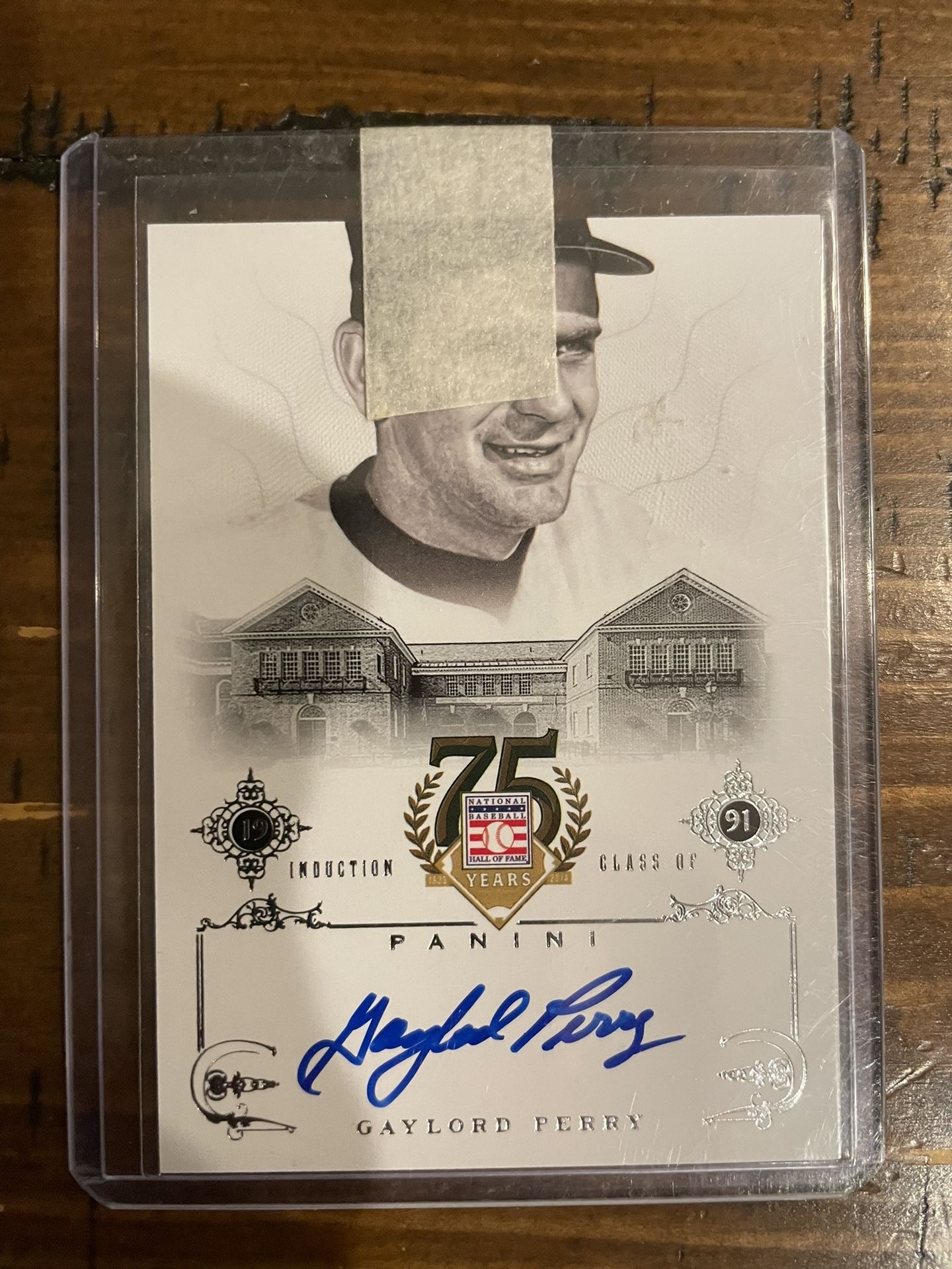 Gaylord Perry Autograph MLB HOF on Card Autograph Giants