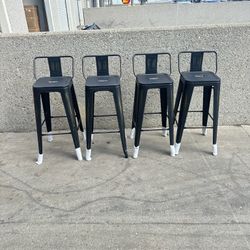 26” Low Back Metal Bar Stools Matte Black Set Of 4